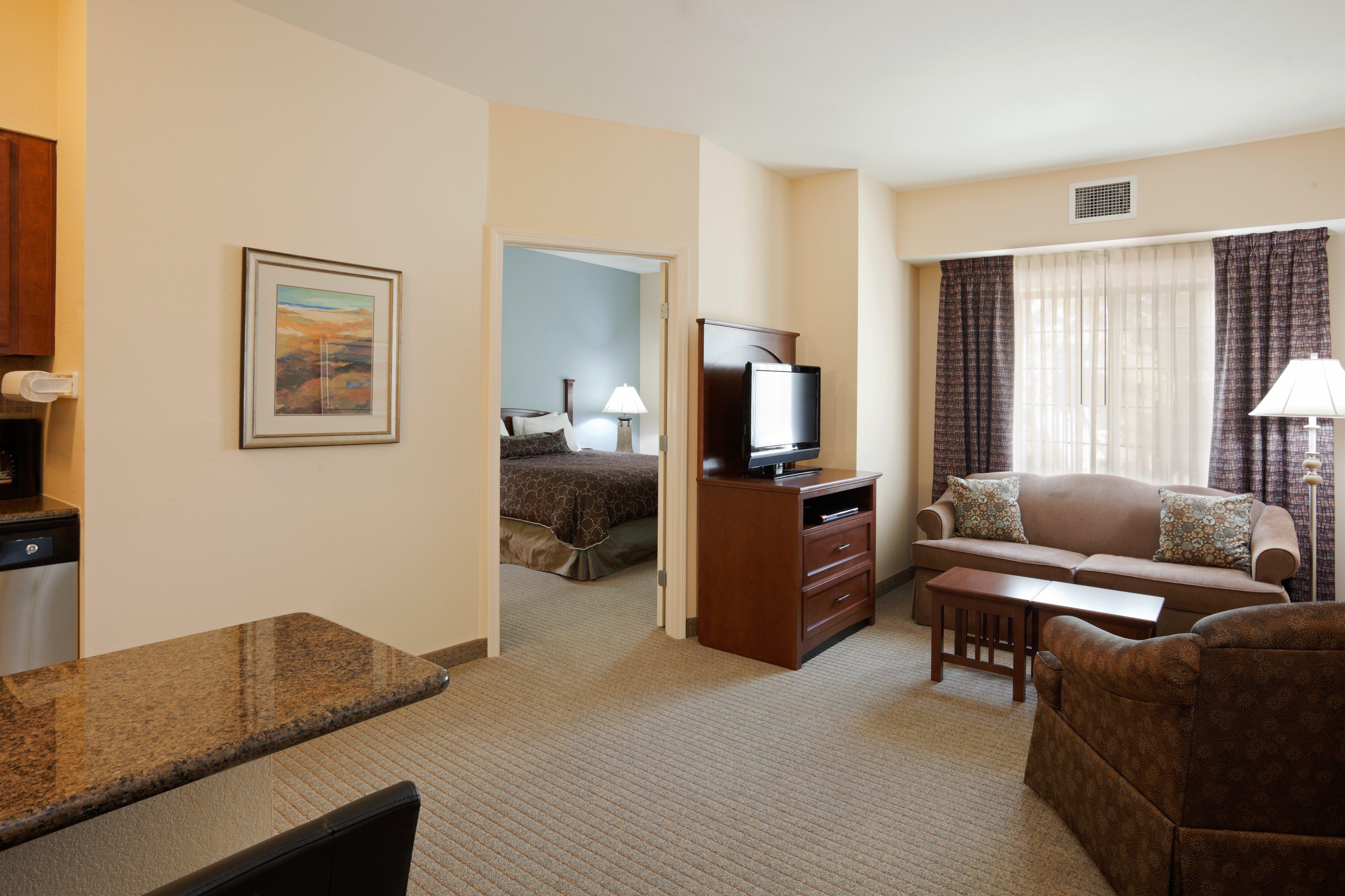 Staybridge Suites Lafayette-Airport By Ihg Стая снимка