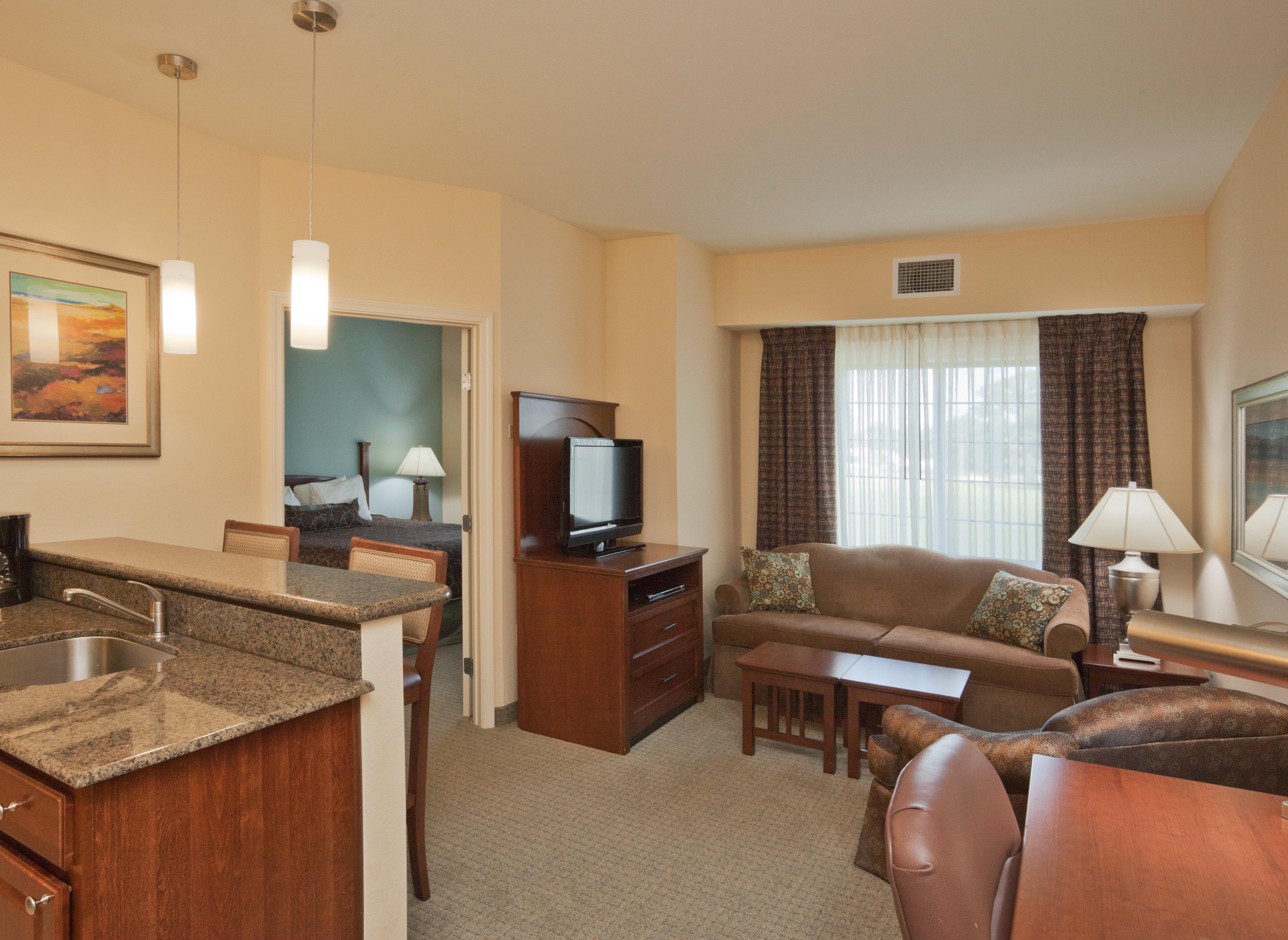 Staybridge Suites Lafayette-Airport By Ihg Стая снимка