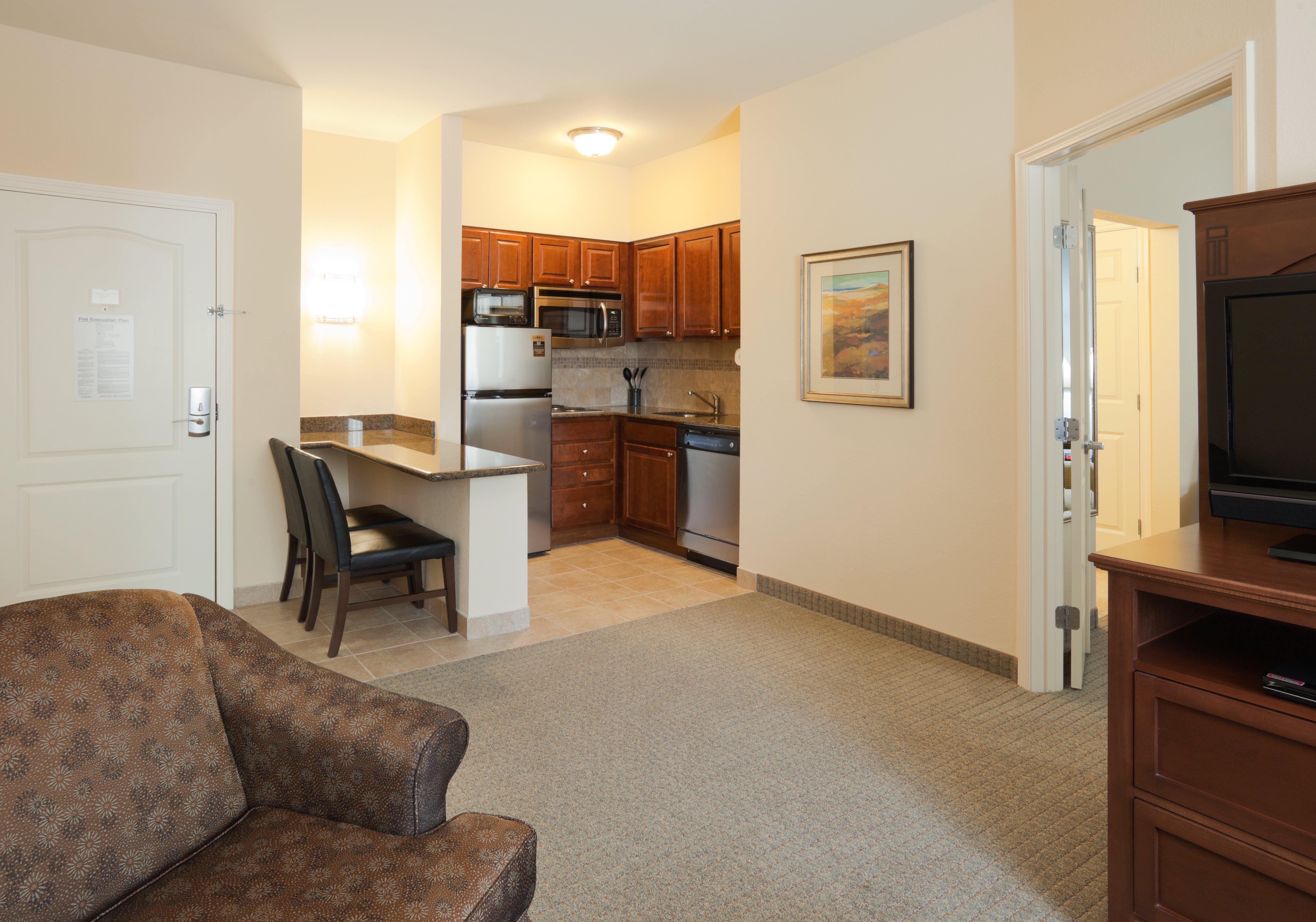 Staybridge Suites Lafayette-Airport By Ihg Стая снимка