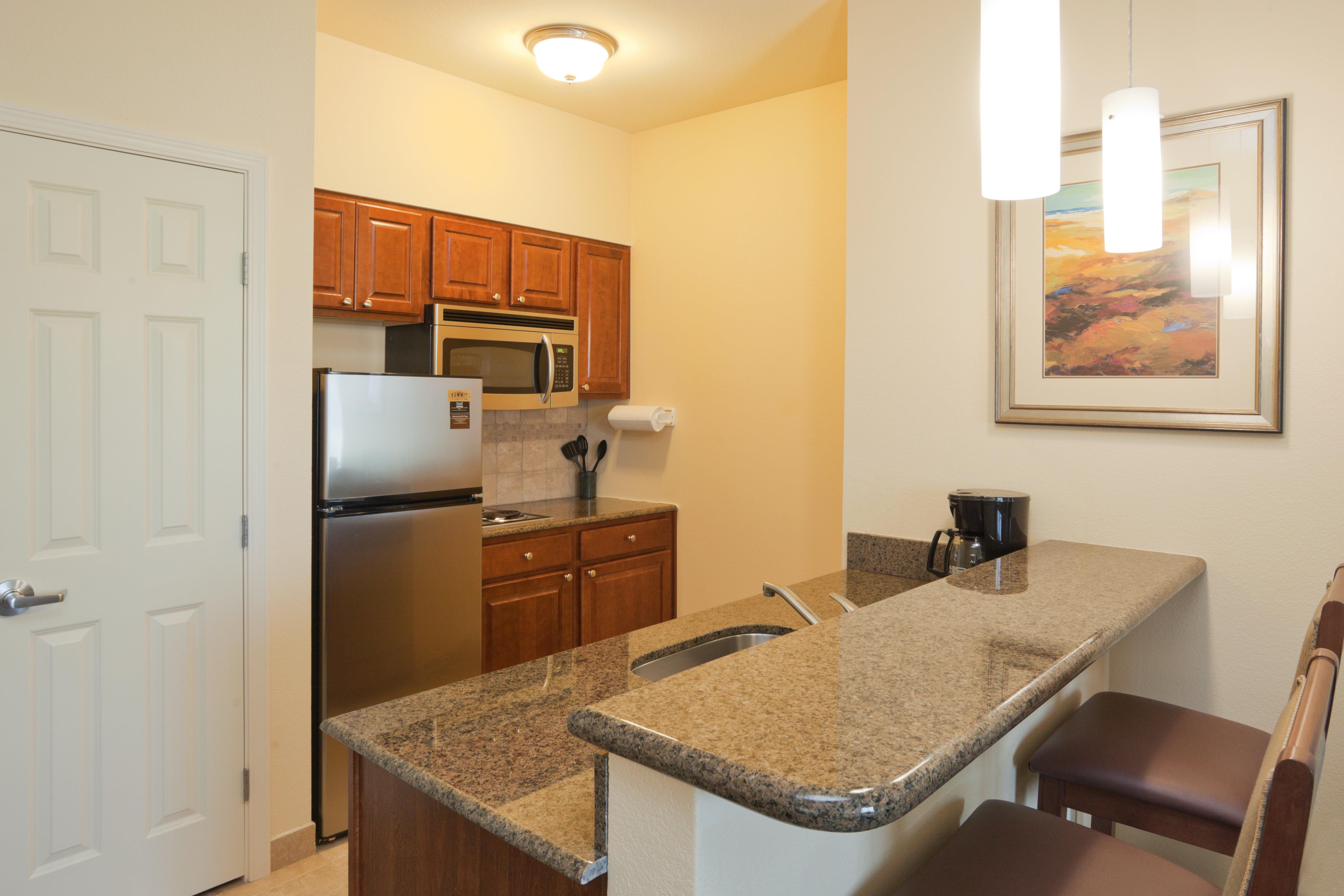 Staybridge Suites Lafayette-Airport By Ihg Екстериор снимка
